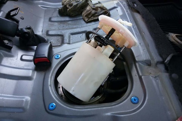 Замена топливного фильтра JAC J7, №1