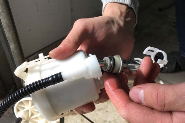 Замена топливного клапана LADA, №1